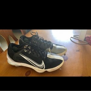 size ten metal baseball cleats